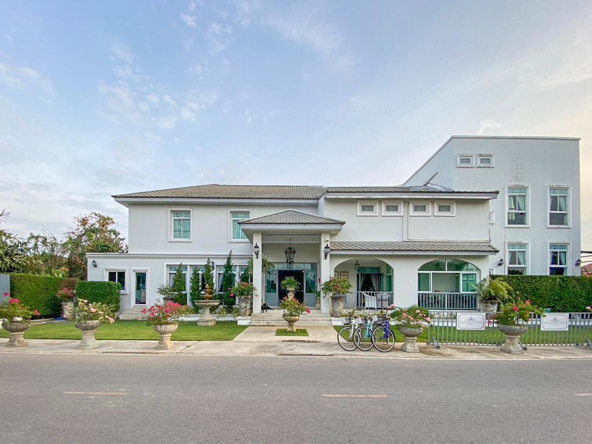 Villa Amphawa Exterior photo
