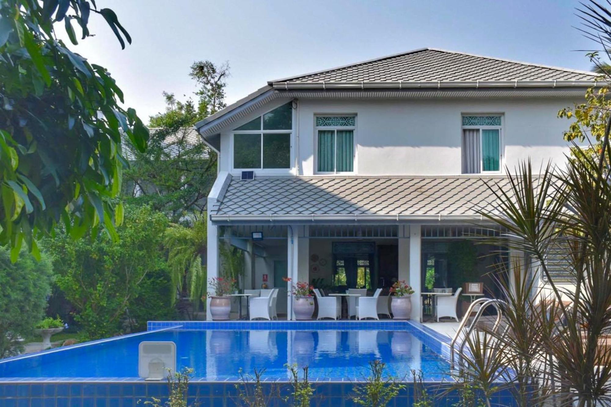 Villa Amphawa Exterior photo